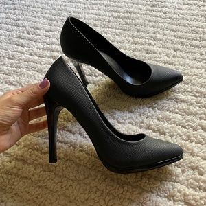 NWOB Call It Spring heels